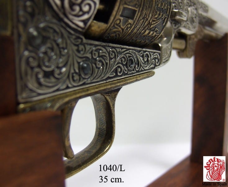 Engraved Gold & Nickel Replica Navy Pistol - Image 8